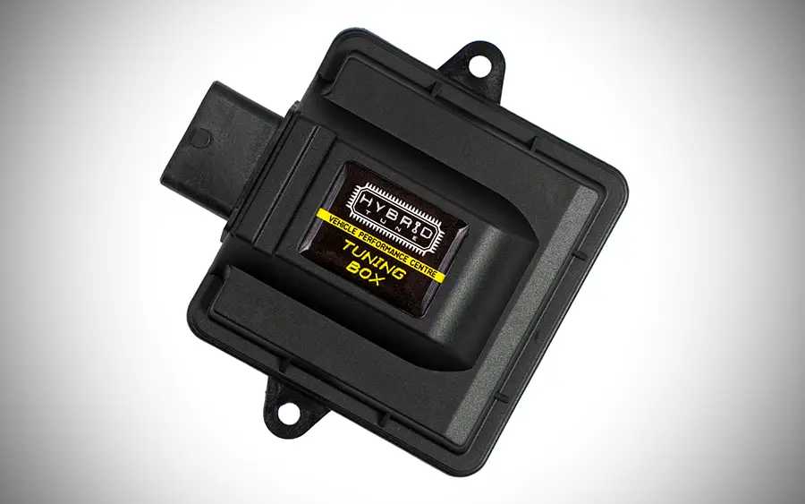 BMW M440i G22 Tuning Box B58TU Strat-2 4 Hybrid Tune's bespoke B58 Strat-2 tuning box utilises their own code and is covered by warranty. Picture of the small black box with a white and yellow logo on against a white background